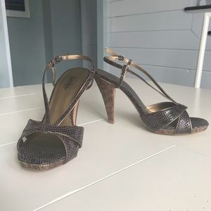 EUC Charles by Charles David “Megan” - Size 8B